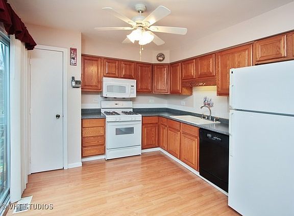 4th image of 4173 Brentwood Ln