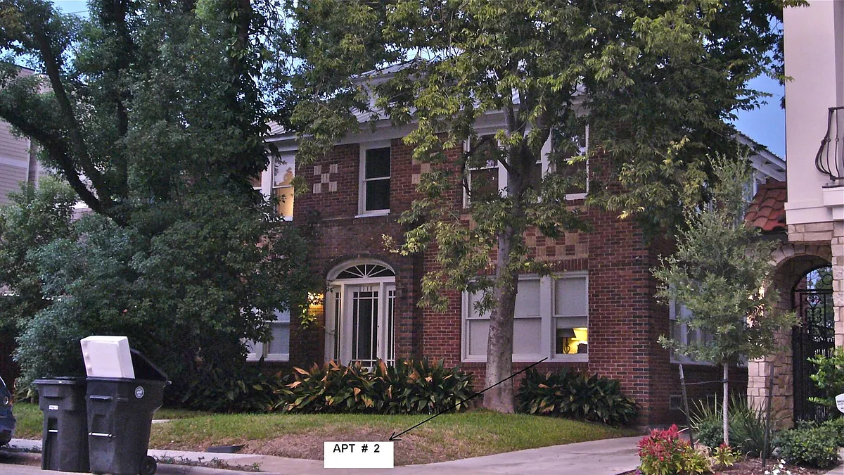 Building Photo - 1118 Autrey St #2
