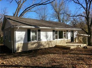 105 Woods Ave, Excelsior Springs, MO 64024