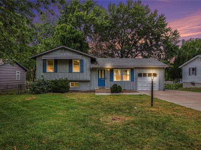 7416 NW Park Forest Ln, Kansas City, MO, 64152