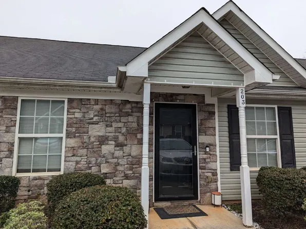 135 Harvest Ct Unit 203, Milledgeville, GA 31061
