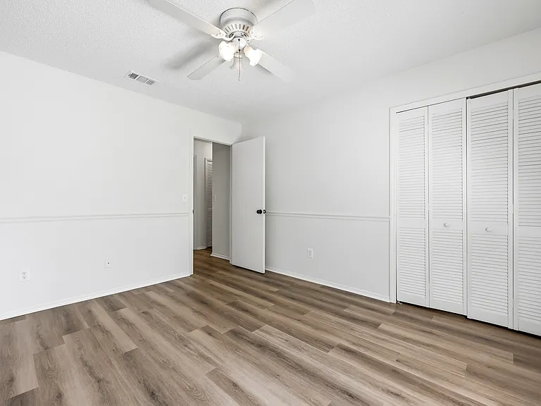 2208 Marsh Point Rd #2208 — Photo 11