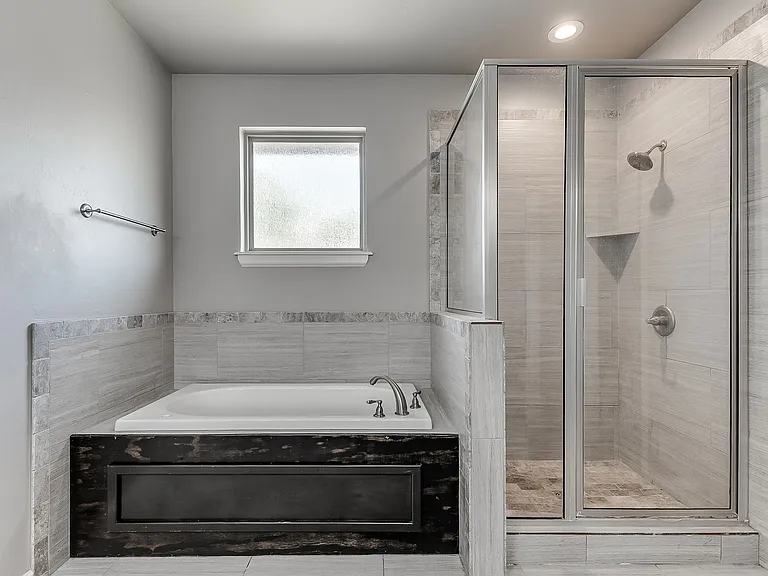 2709 Pacifica Ln — Photo 32
