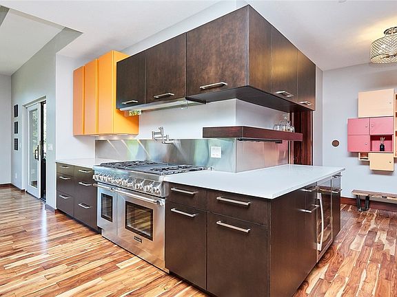 3rd image of 9137 NW 73rd Cir