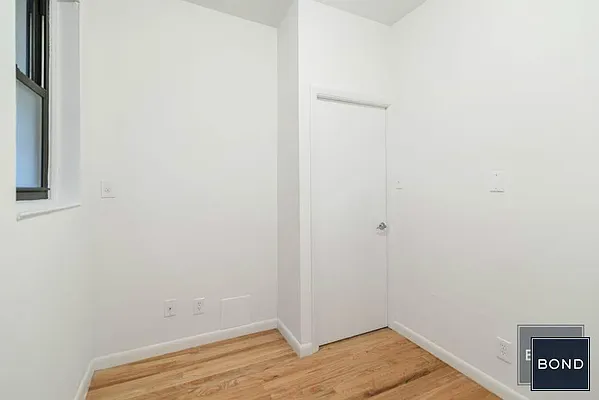 Rented by Bond New York | media 5