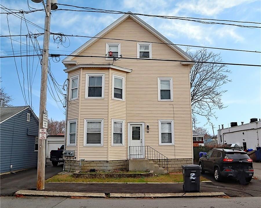 1st image of 11 Garfield St APT 1