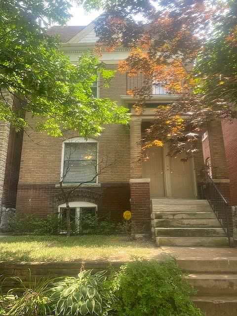 1st image of 4228 Russell Blvd Floor 1