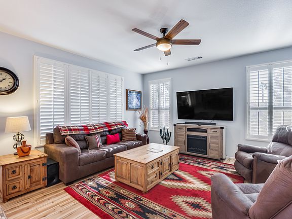 5th image of 15511 W Coral Pointe Dr