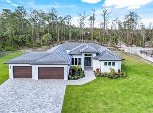 135 18th Ave NW, Naples, FL 34120