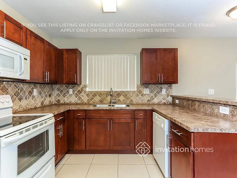 16261 SW 58th Ter — Photo 5