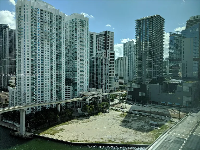 350 S Miami Ave #1901 — Photo 11