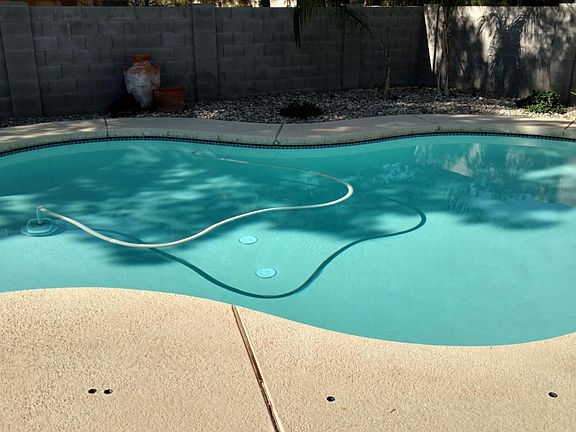 2nd image of 1251 E Morrow Dr