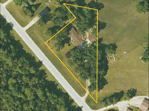 2nd image of 2290 Jefferson Rd