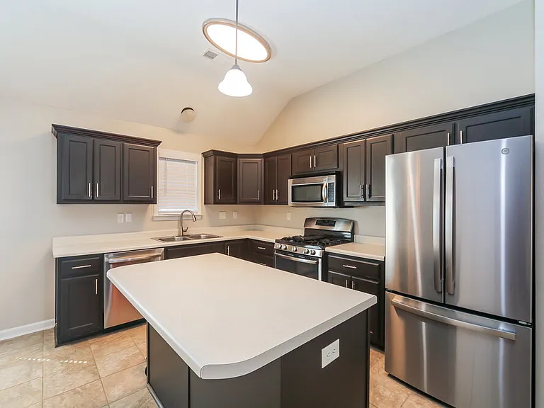 7333 Green Ash Dr — Photo 8