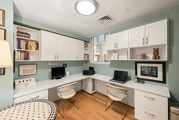 Sold by Nest Seekers International | media 10