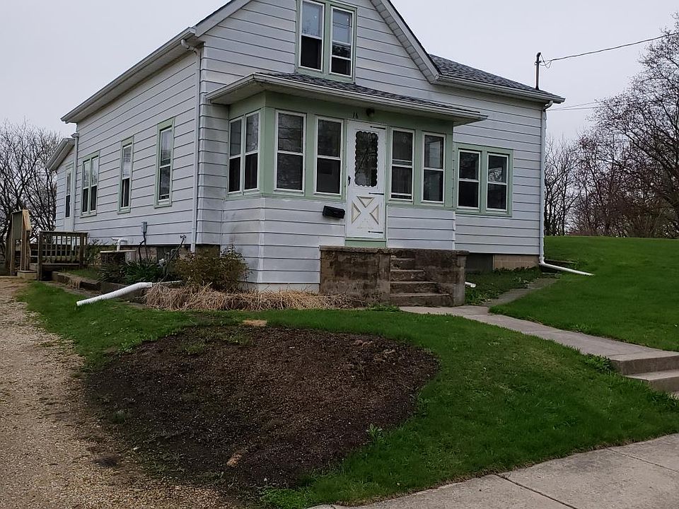 1st image of 16 Highland Ave
