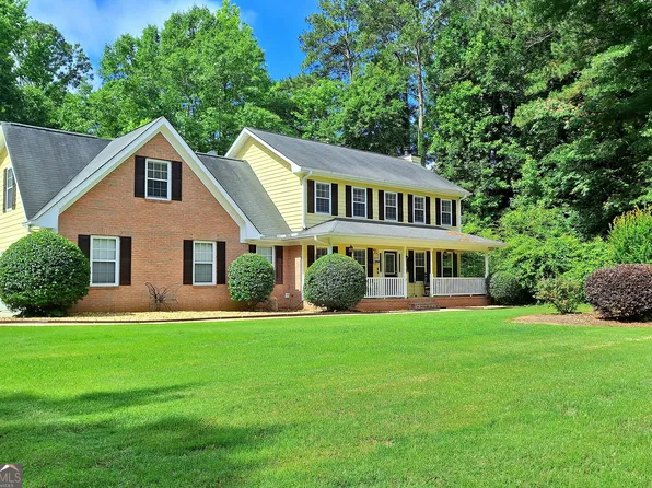 125 Chardonnay Oaks Dr, McDonough, GA 30252