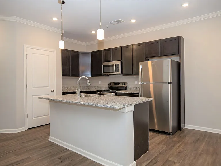 Oakwood Estates — Photo 9