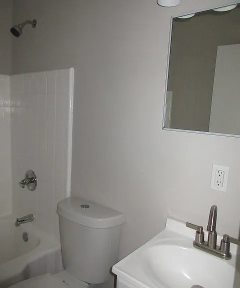 784 Terminal Ct #11 — Photo 18