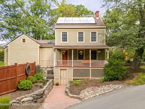 19 Linden Avenue, Troy, NY 12180