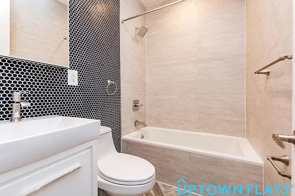 Rented by Uptown Flats LLC | media 29
