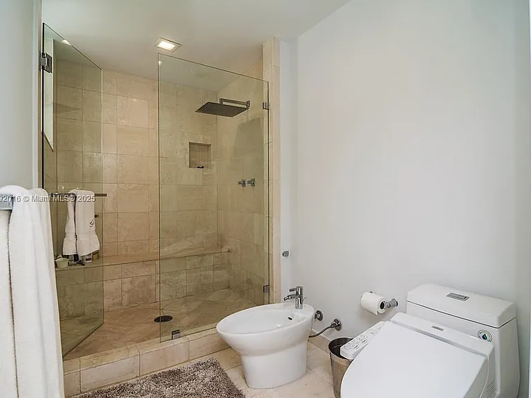 3500 Island Blvd #DPH01 — Photo 40