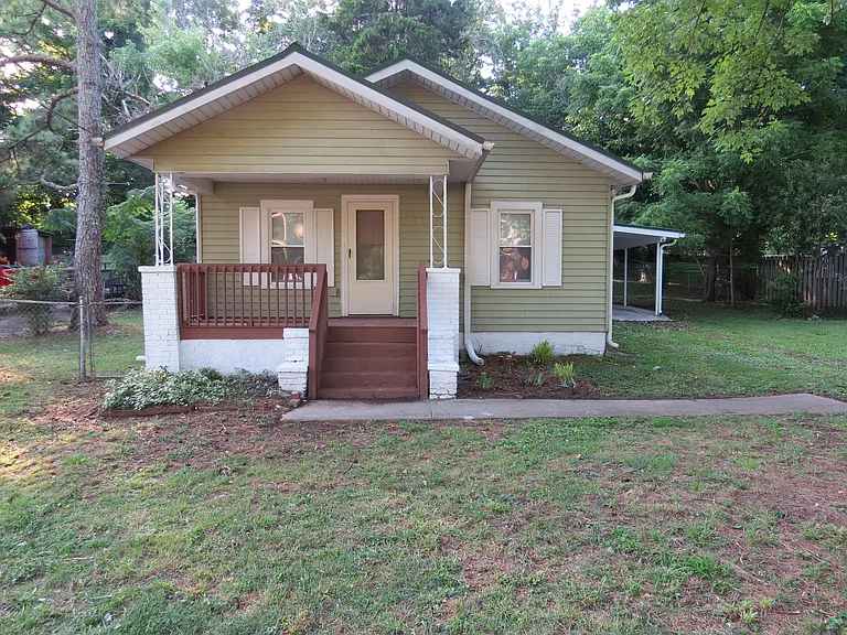 2623 Tecoma Dr — Photo 1
