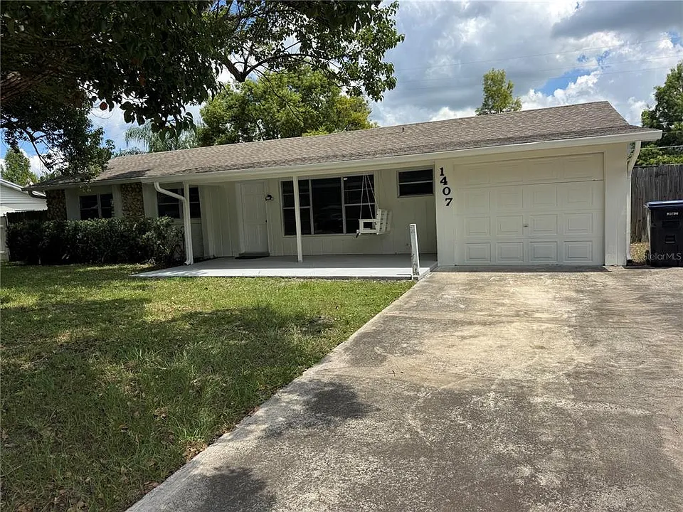 1407 Moselle Ave