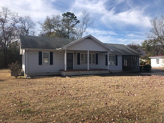 2nd image of 120 E Walden Cir