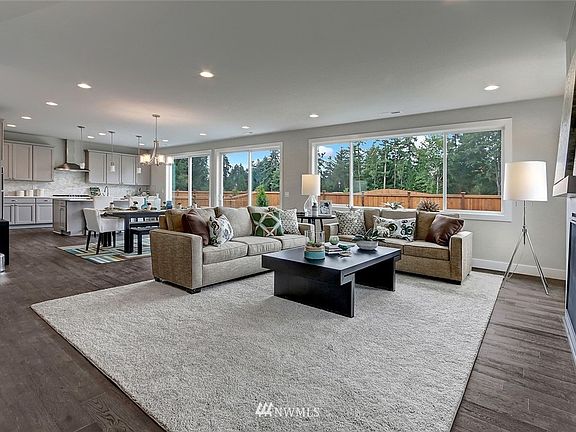 5th image of 13509 NE 203rd Court #1