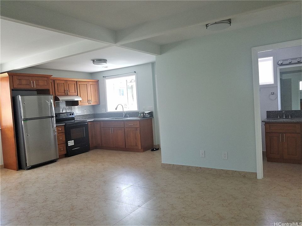 2nd image of 1536 Amelia St