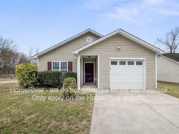 1718 Fern Hill Dr, Greensboro, NC 27405