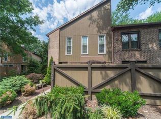 40 Winged Foot Dr, Reading, PA 19607