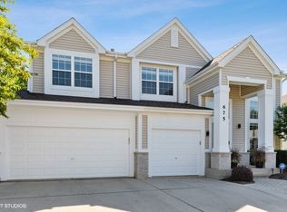 675 Tacoma Dr, Carol Stream, IL 60188