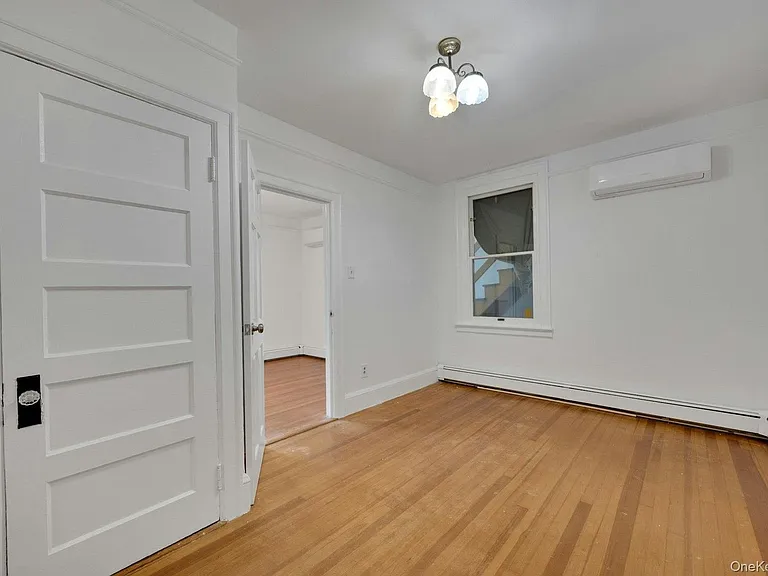 437 Warburton Ave #2 — Photo 9