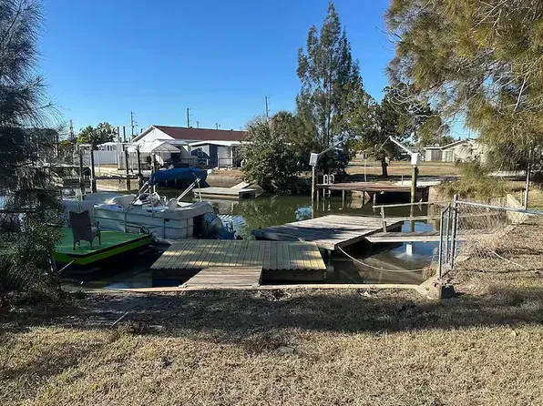 6839 Albatross Ln, Hudson, FL 34667