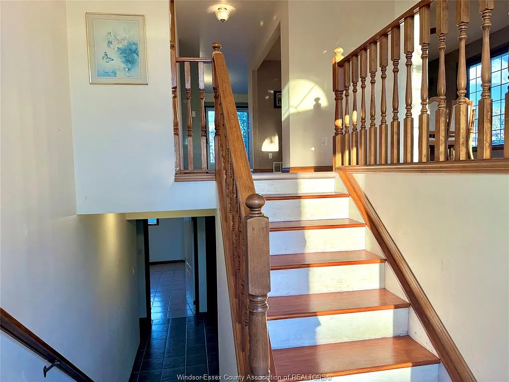 5 bed, $3,195 — Photo 4