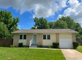 1132 N Homewood Ave, Springfield, MO 65802