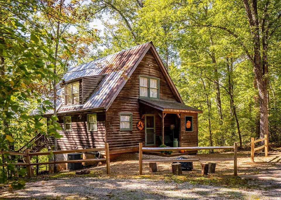 1st image of 1236 Chestnut Creek Way