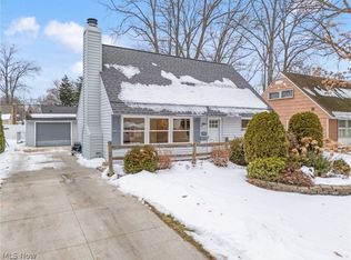 1912 Hanover St, Cuyahoga Falls, OH 44221