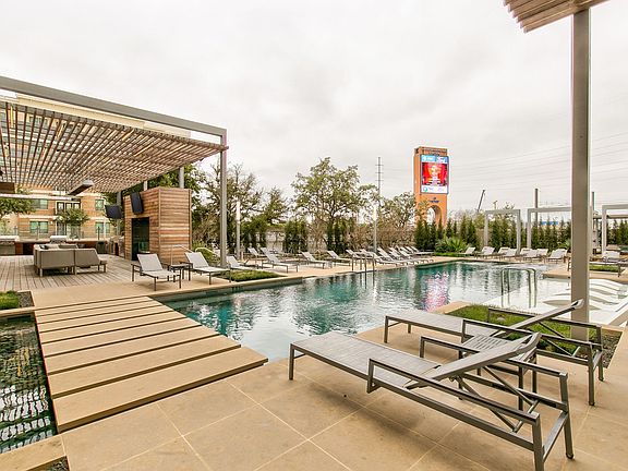 5th image of 3111 N Houston St #2707