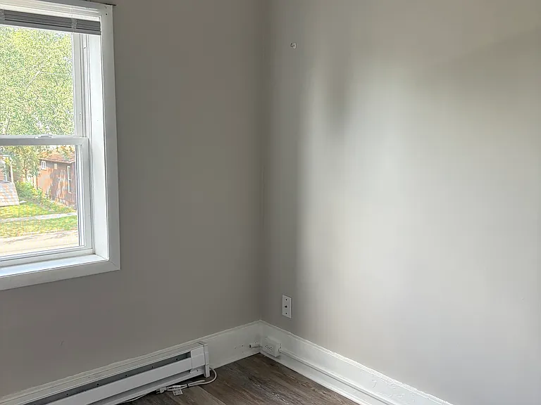 150 Front St SW — Photo 14