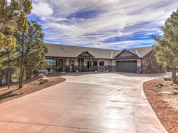 465 S Zion Ridge Dr, Kanab, UT 84758