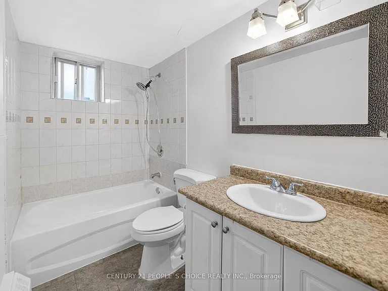 3390 Weston Rd #902 — Photo 29