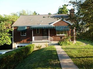 541 Greenlee Rd, Pittsburgh, PA 15227