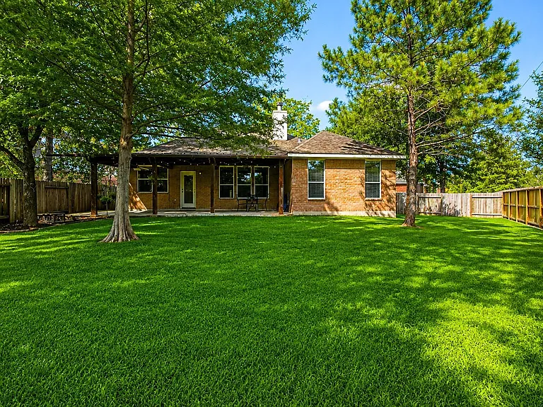 7 Sprite Woods Pl — Photo 50