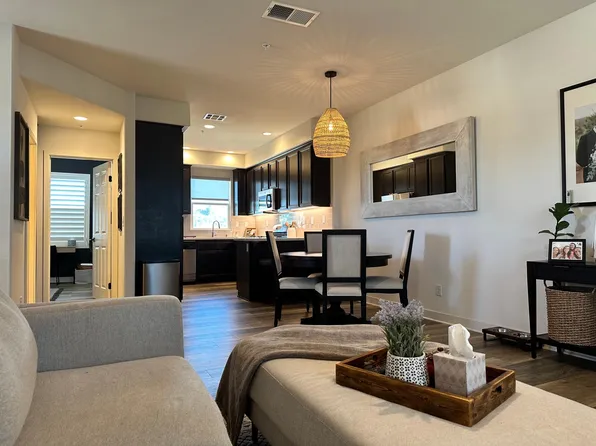 707 Magnolia Ave, Carlsbad, CA