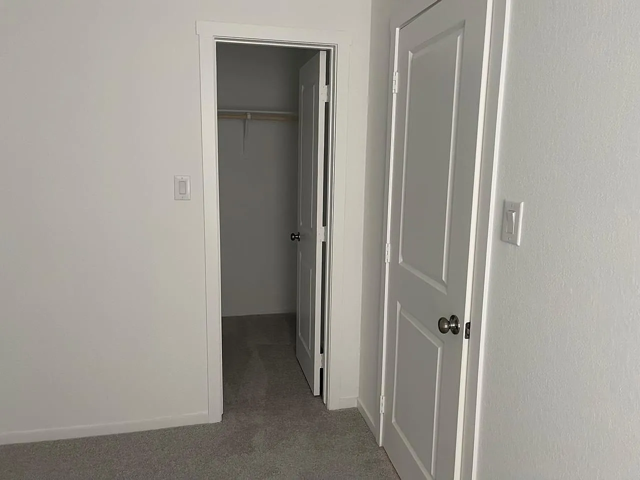 3 bed, 1472 sqft, $2,200 — Photo 2