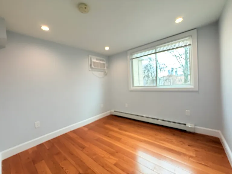 195 Hutton St #2 — Photo 13