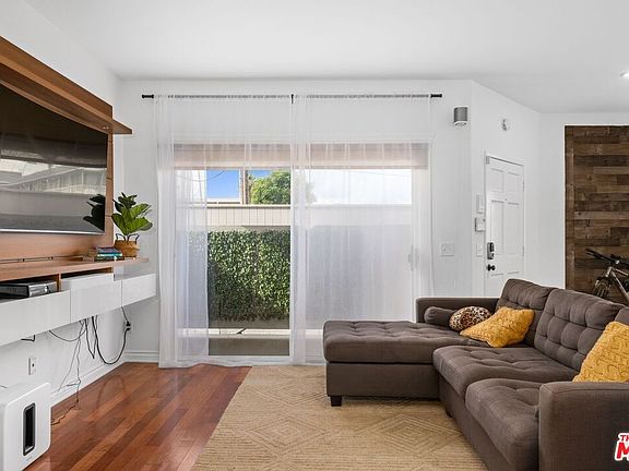 5th image of 1420 Princeton St #5